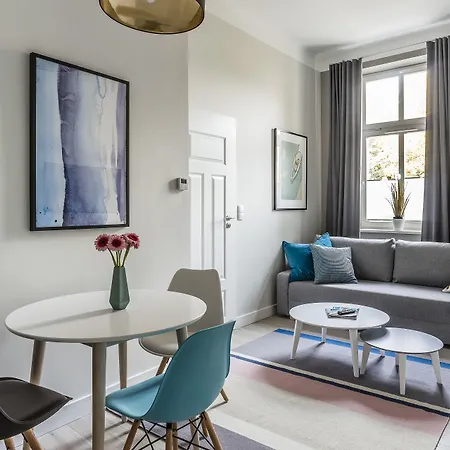 Sanhaus - Chopina 13 - W Centrum, 5 Minut Od Plazy I Deptaka Apartmán *