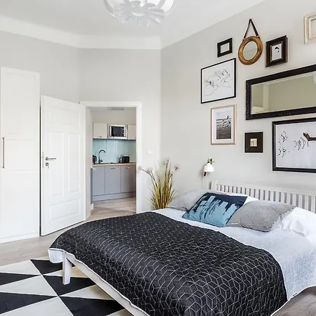 Sanhaus - Chopina 13 - W Centrum, 5 Minut Od Plazy I Deptaka Daire Sopot