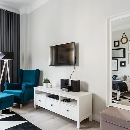 Sanhaus - Chopina 13 - W Centrum, 5 Minut Od Plazy I Deptaka Apartamento