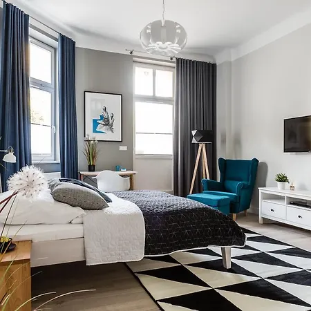 Apartment Sanhaus - Chopina 13 - W Centrum, 5 Minut Od Plazy I Deptaka Sopot