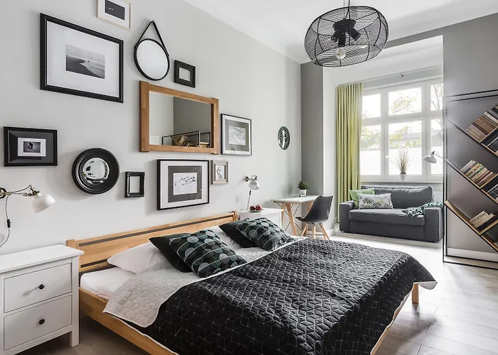 Sanhaus - Chopina 13 - W Centrum, 5 Minut Od Plazy I Deptaka *